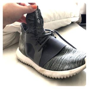 adidas tubular